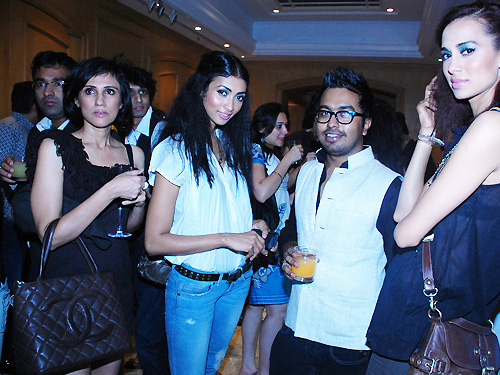 Signature Seven Sensations Fashion Tour in Mumbai